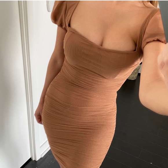 Missguided Dresses & Skirts - Missguided Puff Sleeve Mini Bodycon Mesh Dress